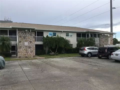 2504 SE 16th Pl #104, Cape Coral, FL 33904