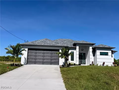 1261 NE 40th St, Cape Coral, FL 33909