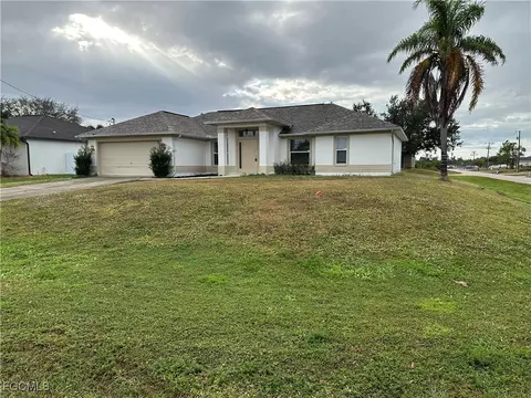 2132 SW 15th St, Cape Coral, FL 33991
