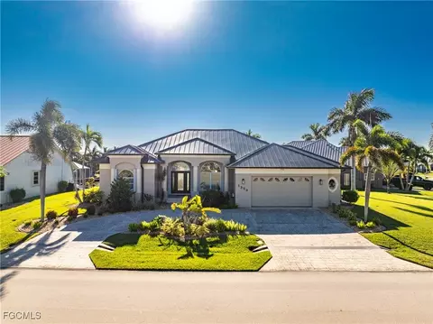 1353 Thrasher Dr, Punta Gorda, FL 33950