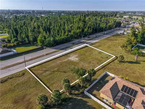 11011105 1109 Chiquita Blvd S, Cape Coral, FL 33991