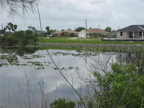 1717 NW 21st Pl, Cape Coral, FL 33993
