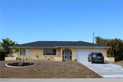 1112 SW 11th Ct, Cape Coral, FL 33991