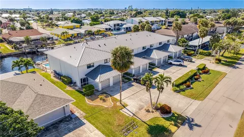 1102 SE 39th Ter #101, Cape Coral, FL 33904