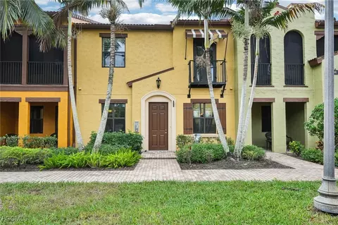 9064 Capistrano St N #5004, Naples, FL 34113