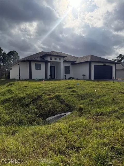 1026 Lakeside Dr, Lehigh Acres, FL 33974
