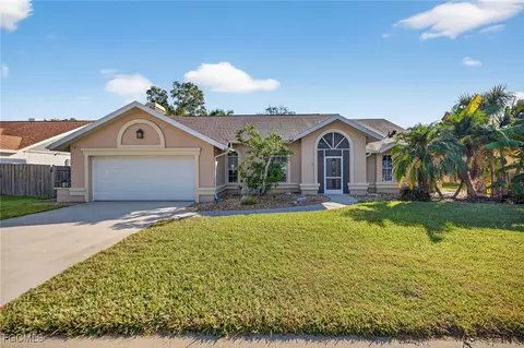 1445 Argyle Dr, Fort Myers, FL 33919