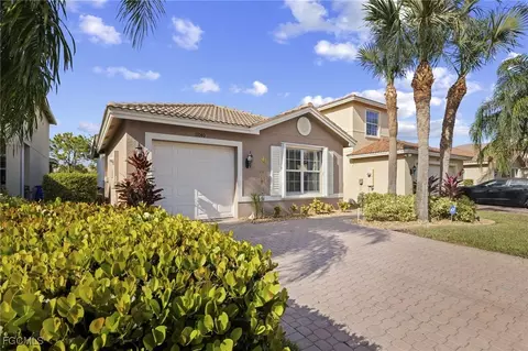 11040 Yellow Poplar Dr, Fort Myers, FL 33913