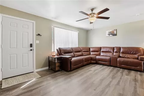 1267 Mcneill Rd, North Fort Myers, FL 33903