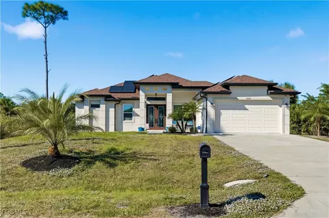 5008 Gunn Cir, Labelle, FL 33935
