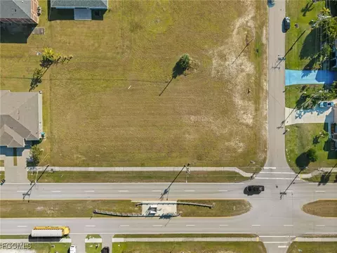 1414 SW Trafalgar Pkwy, Cape Coral, FL 33991