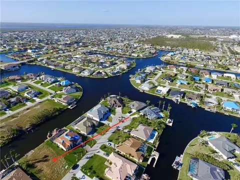 4118 SW 22nd Ct, Cape Coral, FL 33914