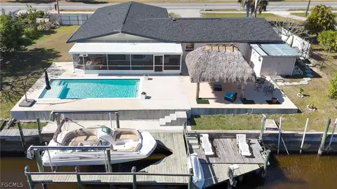 4418 Orange Grove Blvd, North Fort Myers, FL 33903