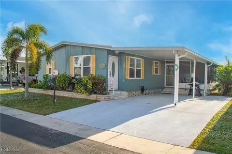535 Sunshine Ave, North Fort Myers, FL 33903