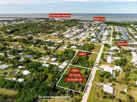 15855 Bellflower St, Bokeelia, FL 33922