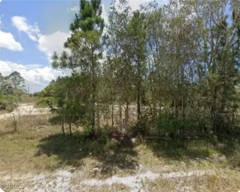 953 Gleason St, Lehigh Acres, FL 33974