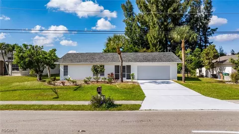 3630 Agualinda Blvd, Cape Coral, FL 33914