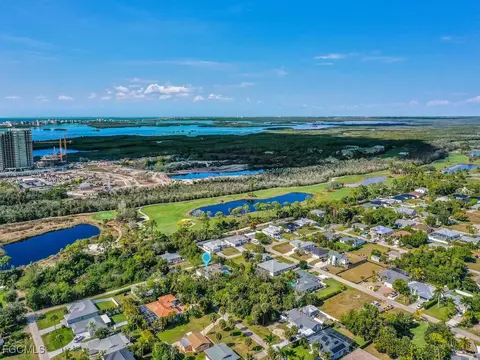 4666 San Antonio Ln, Bonita Springs, FL 34134
