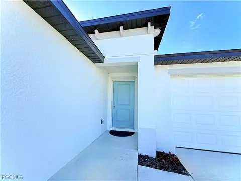4110 Etna Ct, North Fort Myers, FL 33917