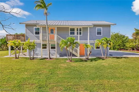 495 E Lake Rd, Sanibel, FL 33957
