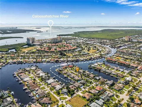 5603 SW 11th Ave, Cape Coral, FL 33914
