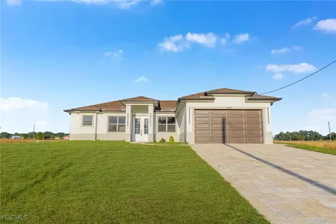 1245 Calico St, Labelle, FL 33935
