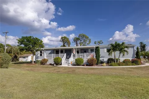 19440 Pony Ln, North Fort Myers, FL 33903
