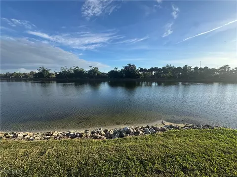 11861 Caravel Cir, Fort Myers, FL 33908