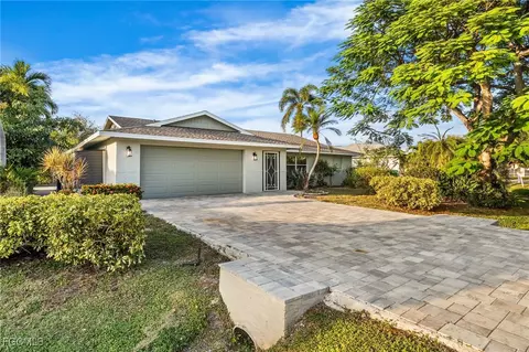 12860 Iona Rd, Fort Myers, FL 33908