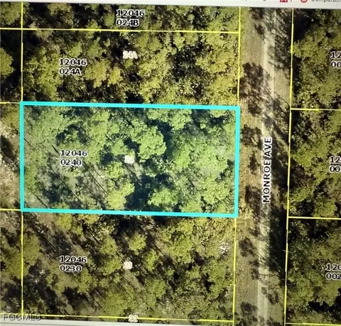 1123 Monroe Ave, Lehigh Acres, FL 33972