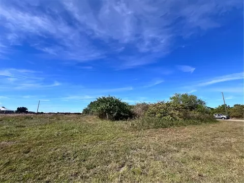 7024 Rich Cir, Labelle, FL 33935 photo 2