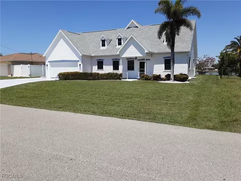 850 SE 1st Ter, Cape Coral, FL 33990