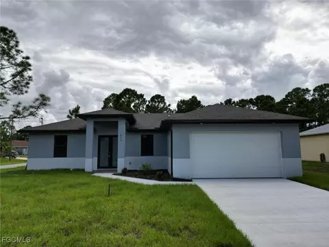672 Nimitz Blvd, Lehigh Acres, FL 33974