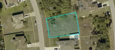 343 Pinehurst Ave, Lehigh Acres, FL 33974