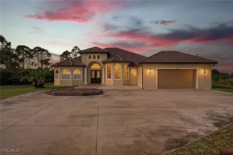 3816 NW 32nd Pl, Cape Coral, FL 33993