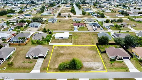 110 NE 11th Ln, Cape Coral, FL 33909