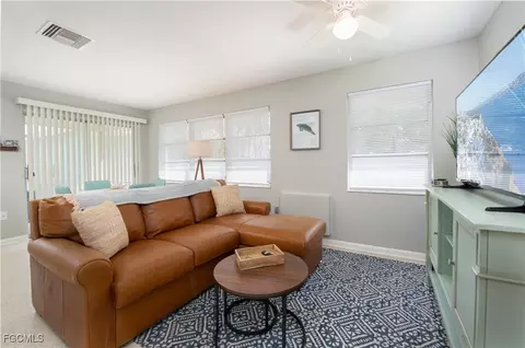 620 SE 47th St #1-4, Cape Coral, FL 33904