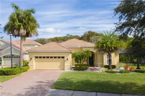3296 Hampton Blvd, Alva, FL 33920