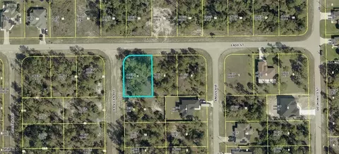662 Ladd St, Lehigh Acres, FL 33974