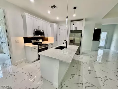 505 E 5th St, Lehigh Acres, FL 33972 photo 8