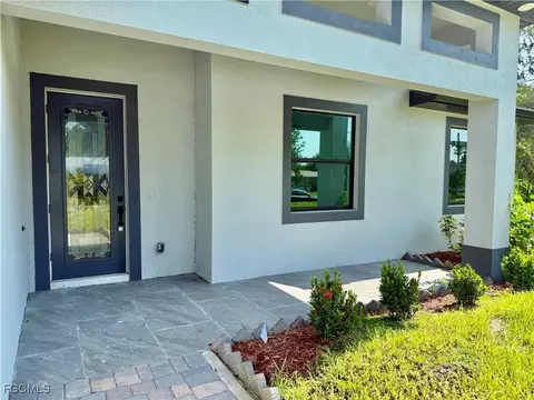 505 E 5th St, Lehigh Acres, FL 33972 photo 2