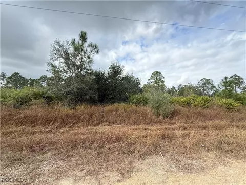 511 Louis Ave, Lehigh Acres, FL 33972