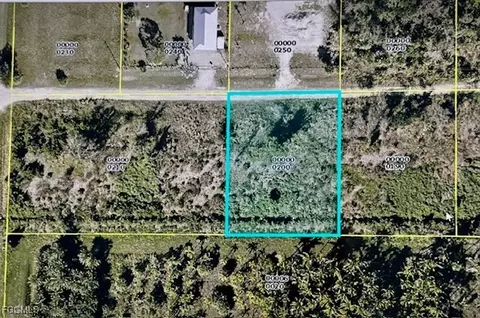 7465 7448 7421 Max Dr, Bokeelia, FL 33922 photo 11