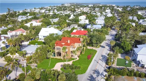 15160 Captiva Dr, Captiva, FL 33924