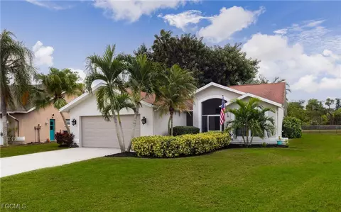 18112 Horseshoe Bay Cir, Fort Myers, FL 33967