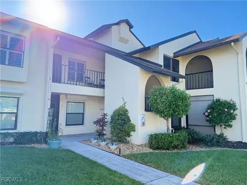 8382 Charter Club Cir #9, Fort Myers, FL 33919