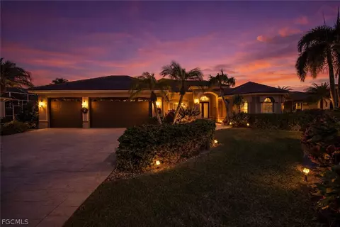 5605 Merlyn Ln, Cape Coral, FL 33914