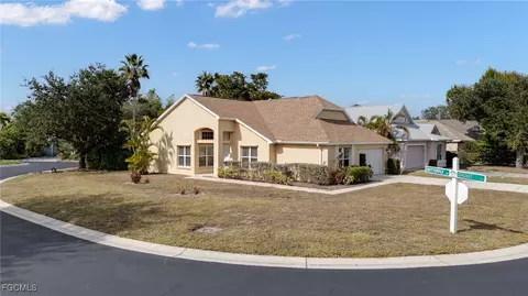15236 Cricket Ln, Fort Myers, FL 33919