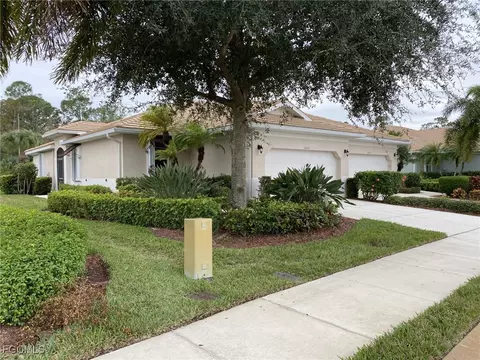10726 Cetrella Dr, Fort Myers, FL 33913