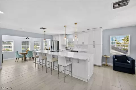 230 Donora Blvd, Fort Myers Beach, FL 33931